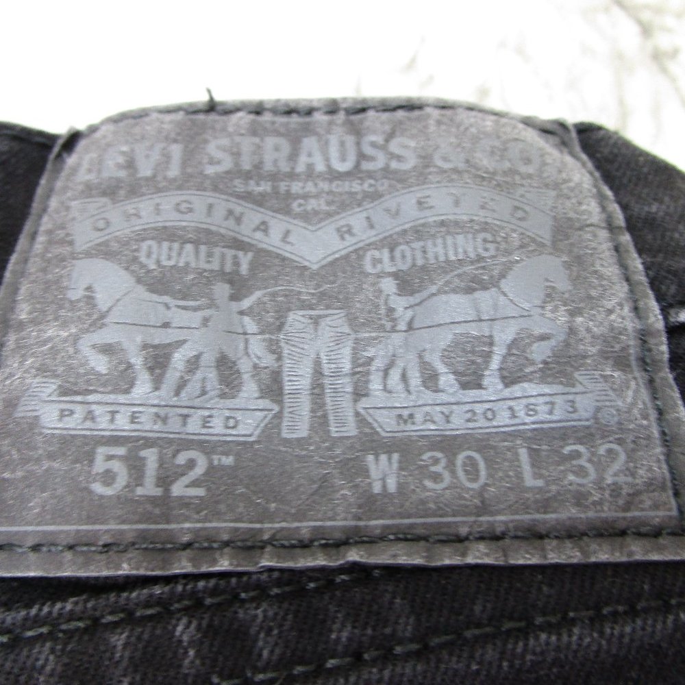 Levi's 512 Black W30 L32